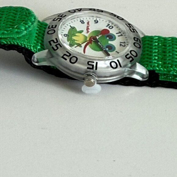 NWT - Red Balloon Kids' W001474 Plastic Analog Display Quartz Green Nylon Strap - Picture 2 of 10